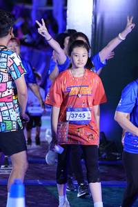 BIB: 3745
                            <button type="button" onclick="openModal(26261895)" class="btn btn-primary btn-sm float-right btn-popup" data-toggle="modal" data-target=".modal-high-quality">
                        <i class="fas fa-shopping-cart"></i> Add to Cart
                    </button>
                                            <button type="button" onclick="isThisMe(26261895, true)" class="btn btn-success btn-sm float-right btn-popup btn-isme hidden" data-toggle="tooltip" data-placement="bottom" title="นี่คือรูปของคุณใช่ไหม คลิกที่นี่เพื่อเอาเข้าอัลบั้ม">
                        <i class="fas fa-plus"></i> Add to album
                    </button>
                    <button type="button" onclick="isThisMe(26261895, false)" class="btn btn-warning btn-sm float-right btn-popup btn-isnotme hidden">
                        <i class="fas fa-ban"></i> Remove from album
                    </button>